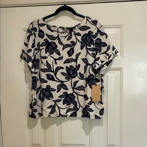 Halogen cream and navy floral top
